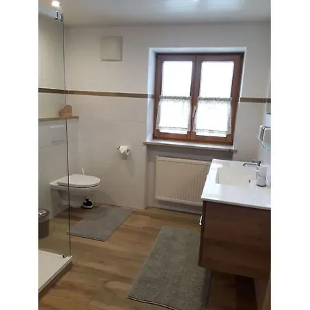 In Klanxbull Apartment